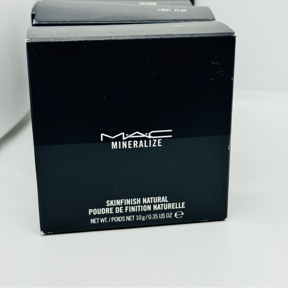 Light Mac Mineralize Skinfinish Natural Powder (Soft Pale Beige)Brand New in Box - Picture 14 of 14